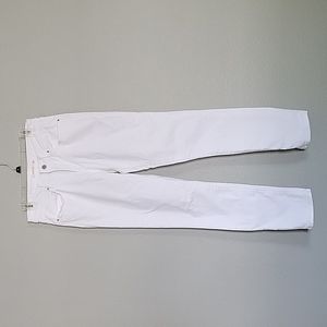 Womens white Levi's jeans size 8